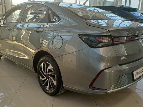 2025 BAIC U5 Plus, серый, 1890000 рублей, вид 5
