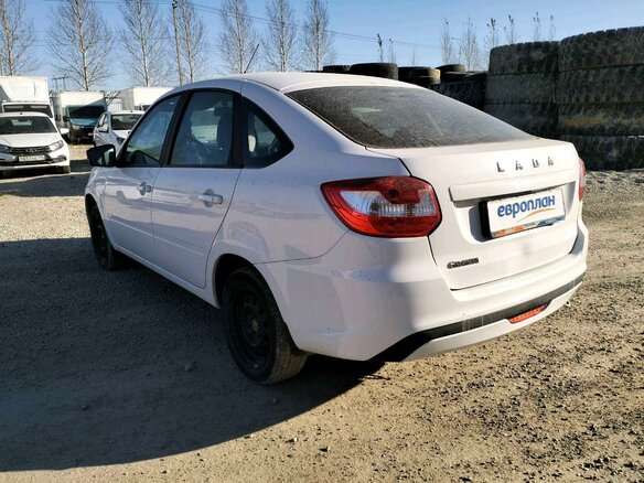 2024 Lada (ВАЗ) Granta I Рестайлинг, белый, 694000 рублей - вид 3