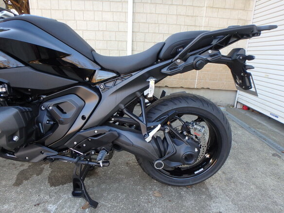 2025 BMW R 1300 RS, чёрный, 2550000 рублей - вид 12