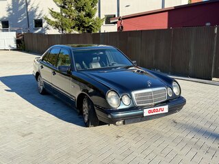 1997 Mercedes-Benz E-Класс 230 II (W210, S210), синий, 180000 рублей, вид 3
