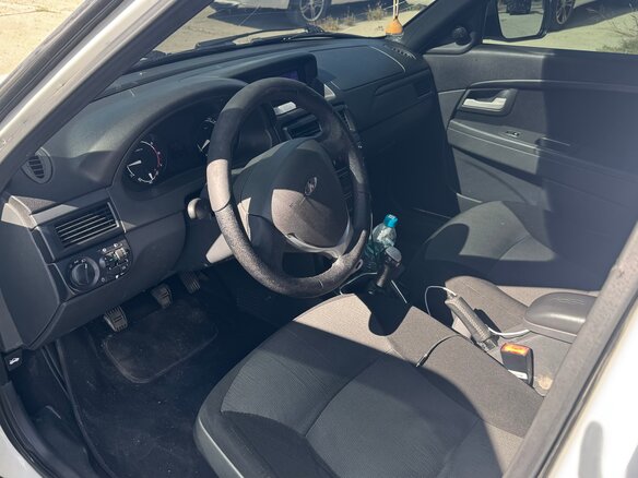 2014 Lada (ВАЗ) Priora I Рестайлинг, белый, 535000 рублей - вид 9