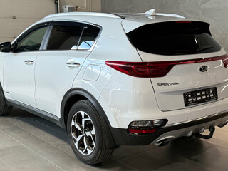 2019 Kia Sportage IV Рестайлинг, белый, 2250000 рублей, вид 3