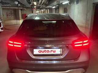 2017 Mercedes-Benz GLA 250 I (X156) Рестайлинг, серый, 2650000 рублей, вид 2