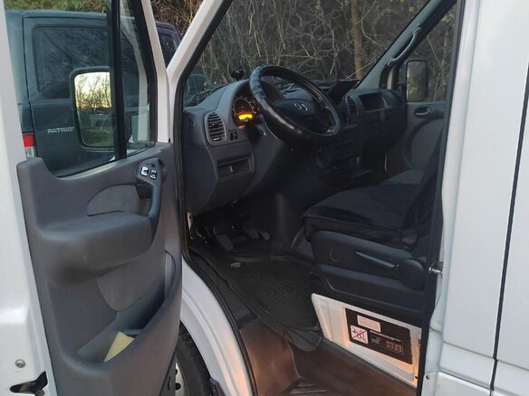 2014 Mercedes-Benz Sprinter, белый, 1400000 рублей - вид 4