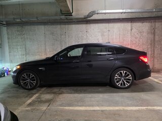 2010 BMW 5 серии Gran Turismo 530d xDrive VI (F10/F11/F07), чёрный, 1370000 рублей, вид 1