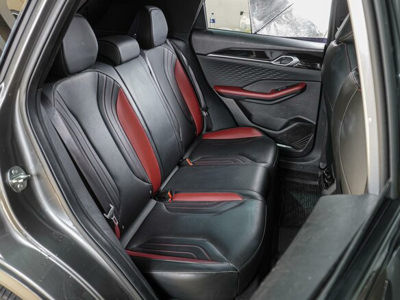 2023 Geely Coolray I Рестайлинг, серый, 1799000 рублей - вид 6
