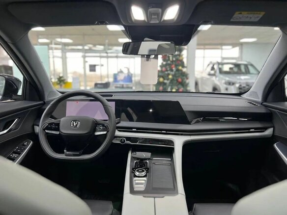 2024 Changan CS75 Plus III, серый, 4029900 рублей - вид 3