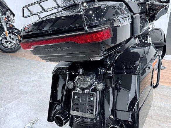 2016 Harley-Davidson Electra Glide, чёрный, 1699000 рублей - вид 13