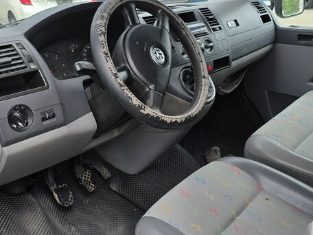 2010 Volkswagen Transporter, белый, 1290000 рублей, вид 5