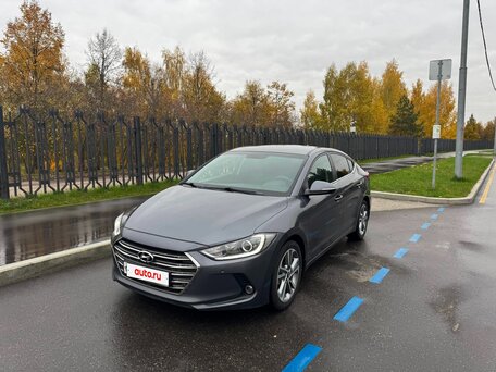 2017 Hyundai Elantra VI (AD), серый, 1550000 рублей, вид 1