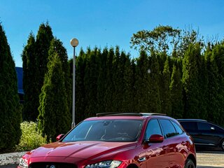 2017 Jaguar F-Pace S I, красный, 3120000 рублей, вид 4