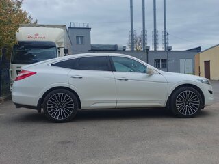 2011 Honda Crosstour I, белый, 1275000 рублей, вид 4