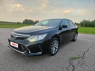 2016 Toyota Camry VII (XV50) Рестайлинг, чёрный, 1799999 рублей, вид 1