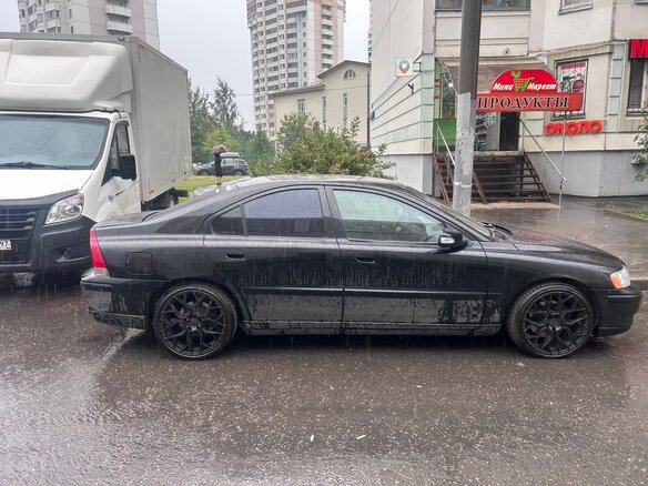 2007 Volvo S60 I Рестайлинг, чёрный, 600000 рублей - вид 2