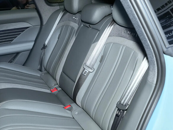 2026 Audi E5 100 kWh, зелёный, 6990000 рублей - вид 20