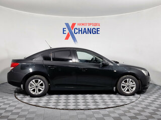 2011 Chevrolet Cruze I, чёрный, 539000 рублей, вид 3