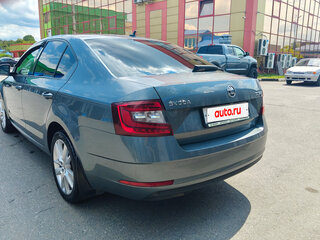 2019 Skoda Octavia III (A7) Рестайлинг, серый, 1345000 рублей, вид 4