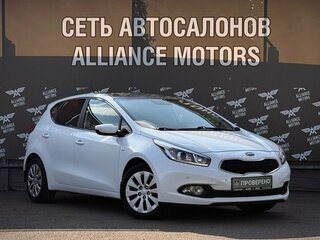 2015 Kia Ceed II, белый, 1115000 рублей, вид 1