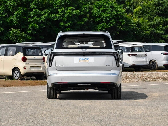 2026 Wuling Starlight L, серебристый, 3900206 рублей - вид 4