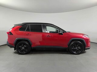 2021 Toyota RAV4 V (XA50), красный, 2915000 рублей, вид 5