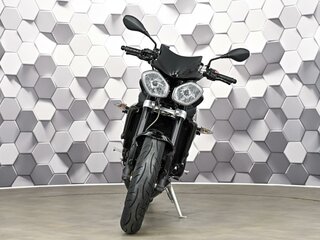 2011 Triumph Street Triple, чёрный, 555000 рублей, вид 5