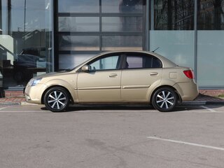 2009 Kia Rio II Рестайлинг, бежевый, 329000 рублей, вид 2