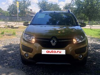 2015 Renault Sandero Stepway II, зелёный, 830000 рублей, вид 1