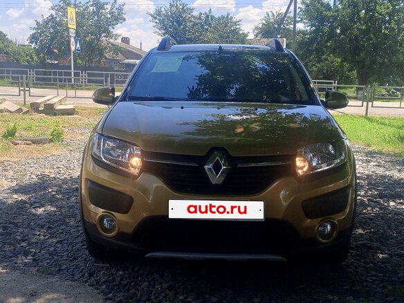 2015 Renault Sandero Stepway II, зелёный, 830000 рублей