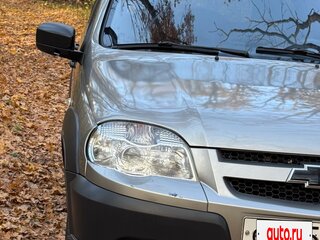 2012 Chevrolet Niva I Рестайлинг, серый, 450000 рублей, вид 3
