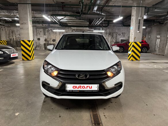 2024 Lada (ВАЗ) Granta I Рестайлинг, белый, 719000 рублей - вид 1