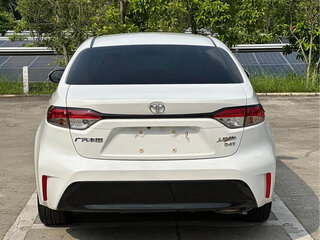 2022 Toyota Levin XII (E210) Рестайлинг, белый, 1650000 рублей, вид 5
