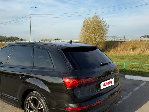 2021 Audi Q7 45 TDI II (4M) Рестайлинг, чёрный, 6950000 рублей - вид 5