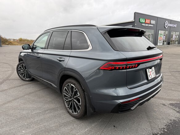 2026 Geely Monjaro (Xingyue L) I Рестайлинг 2 (China Market), синий, 4190000 рублей - вид 6