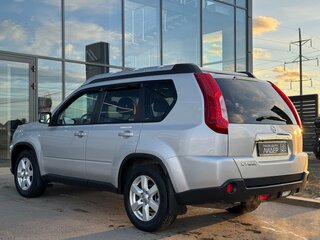 2014 Nissan X-Trail II Рестайлинг, серебристый, 1290000 рублей, вид 4