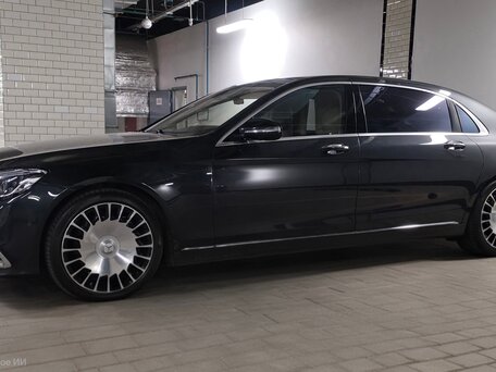 2017 Mercedes-Benz Maybach S-Класс 560 I (X222) Рестайлинг, чёрный, 6450000 рублей, вид 2