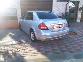 2011 Nissan Tiida I Рестайлинг, серый, 950000 рублей, вид 2