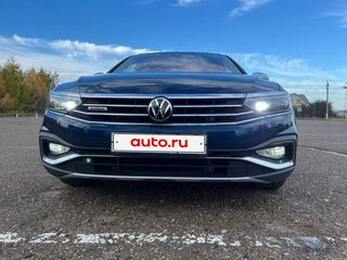 2020 Volkswagen Passat Alltrack B8 Рестайлинг, синий, 3500000 рублей, вид 3