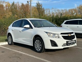 2015 Chevrolet Cruze I Рестайлинг, белый, 770000 рублей, вид 4