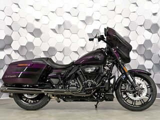 2025 Harley-Davidson CVO Street Glide, фиолетовый, 4499000 рублей, вид 3