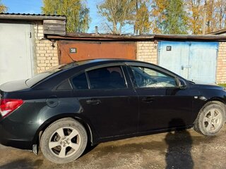 2010 Chevrolet Cruze I, чёрный, 800000 рублей, вид 3