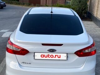 2013 Ford Focus III, белый, 825000 рублей, вид 2