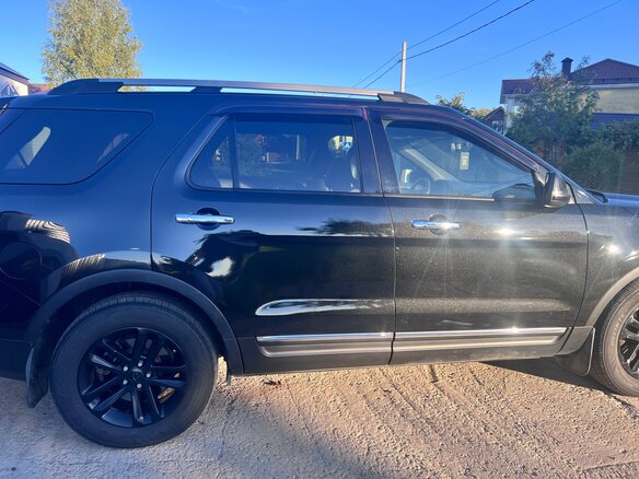 2012 Ford Explorer V, чёрный, 1900000 рублей - вид 2