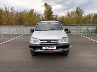 2004 Chevrolet Niva I, серебристый, 230000 рублей, вид 3