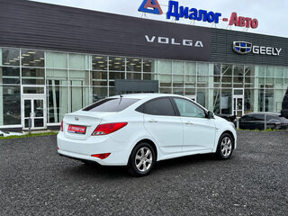 2016 Hyundai Solaris I Рестайлинг, белый, 894000 рублей, вид 5