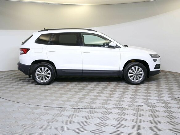 2022 Skoda Karoq DSG7 I, белый - вид 3