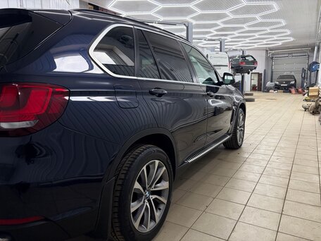 2017 BMW X5 25d III (F15), синий, 3000000 рублей, вид 4