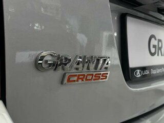 2026 Lada (ВАЗ) Granta Cross I Рестайлинг, серебристый, 1216000 рублей, вид 5
