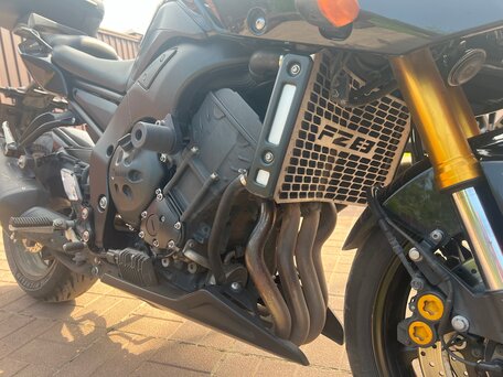 2011 Yamaha FZ8, чёрный, 500000 рублей, вид 4