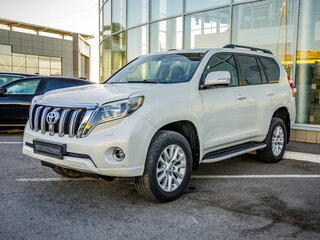 2015 Toyota Land Cruiser Prado 150 Series Рестайлинг 1, белый, 3648000 рублей, вид 3