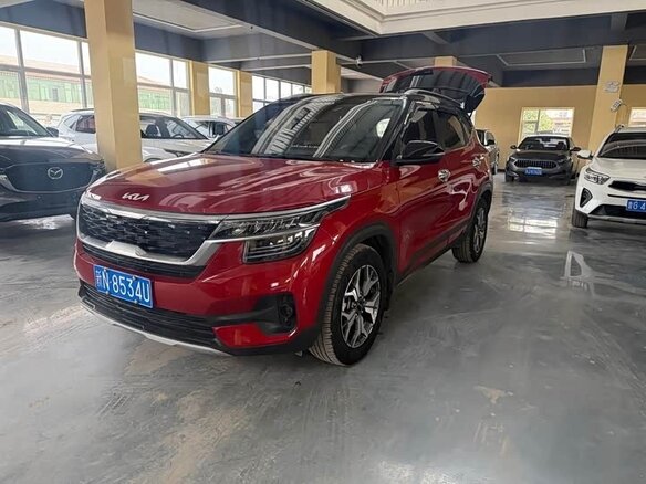 2022 Kia KX3, пурпурный, 1600020 рублей - вид 1